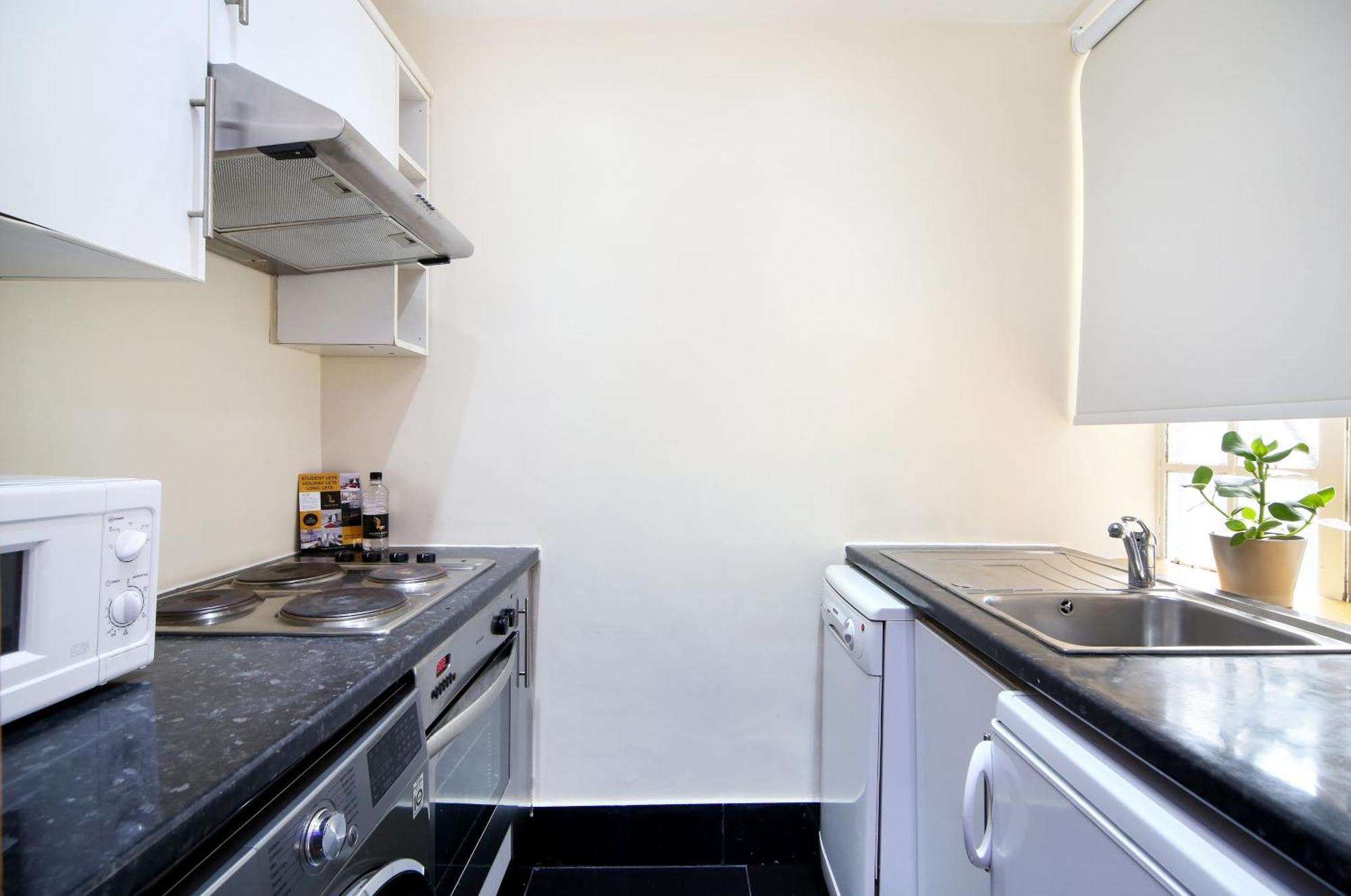 Bryanston Apartment